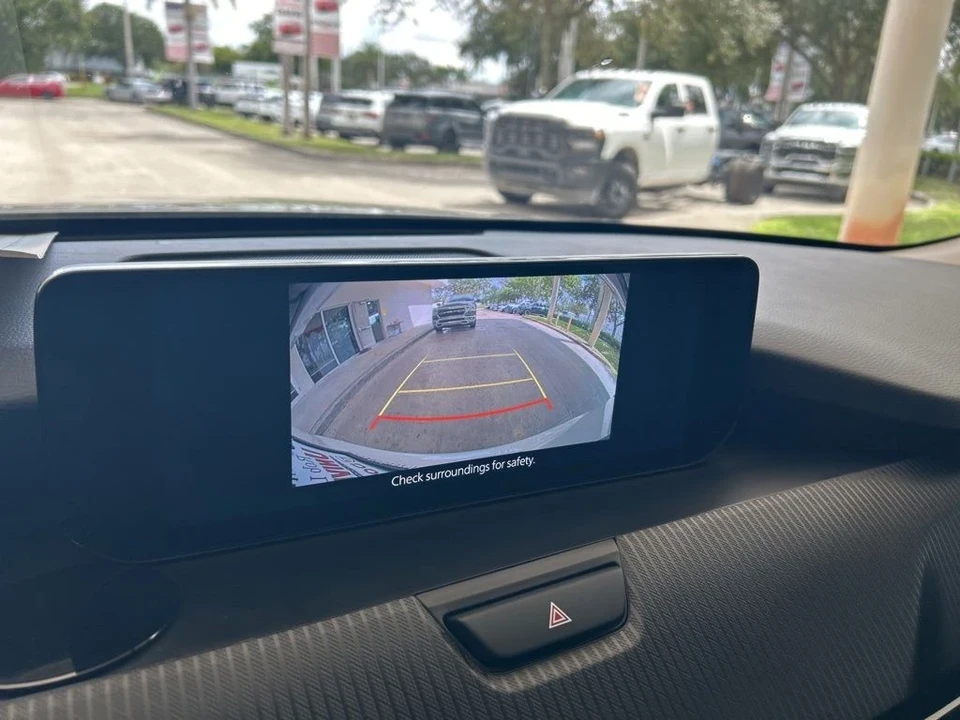 2025 Mazda CX-90 - Image 9 of 12