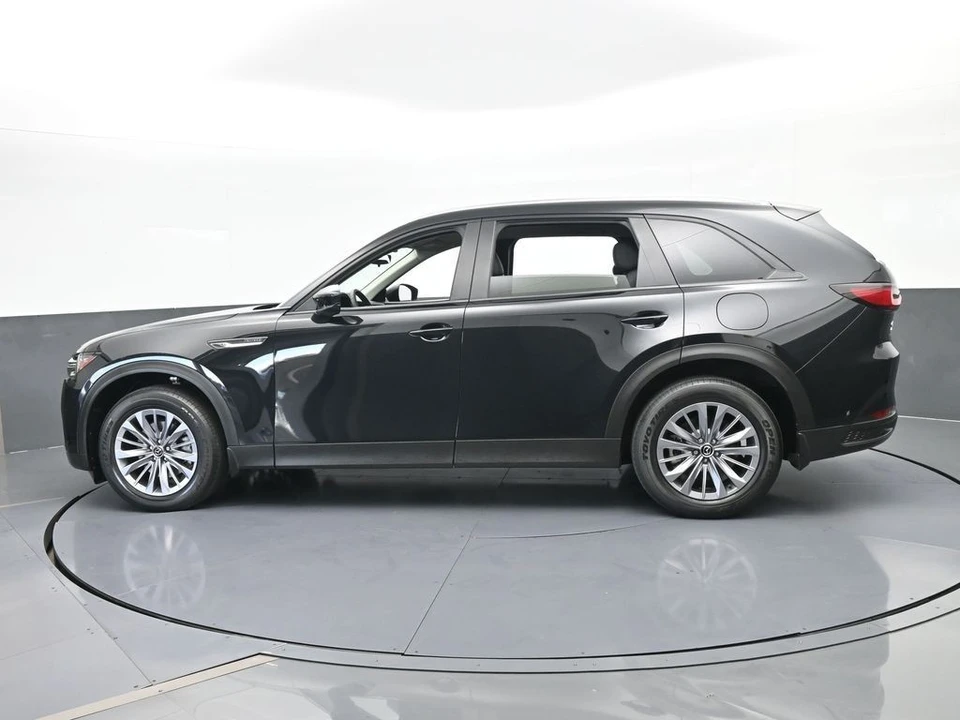 2025 Mazda CX-90 - Image 3 of 12