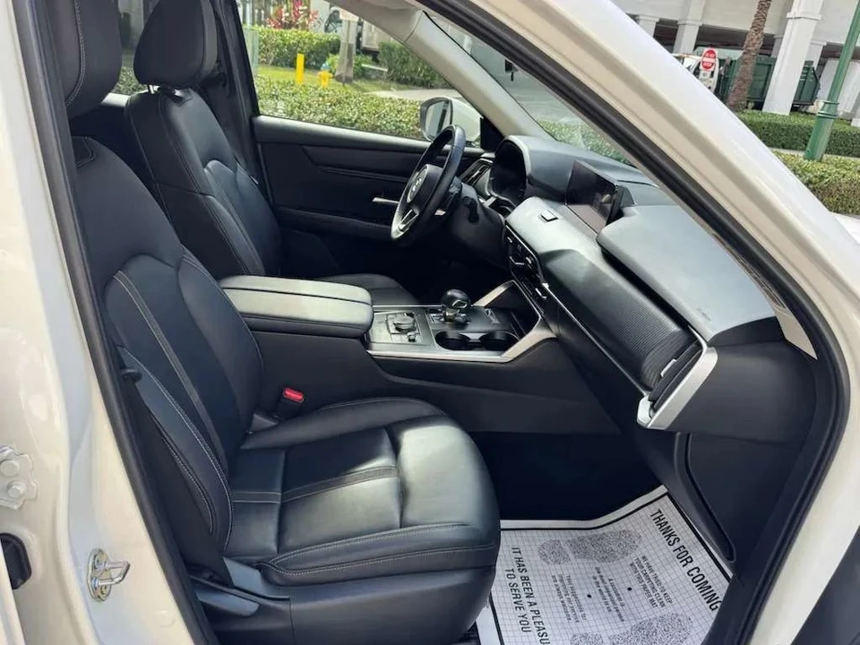 2025 Mazda CX-90 - Image 11 of 12