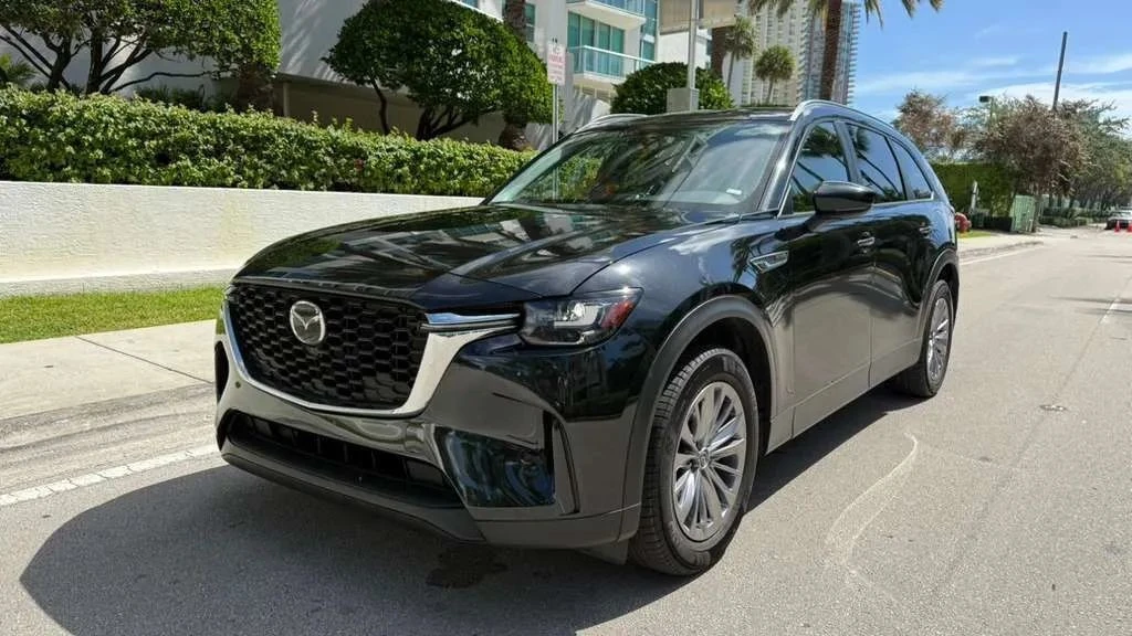 2025 Mazda CX-90 - Image 2 of 12