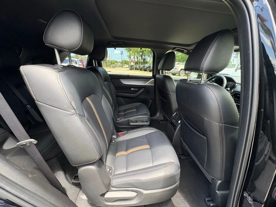 2025 Mazda CX-90 - Image 9 of 11