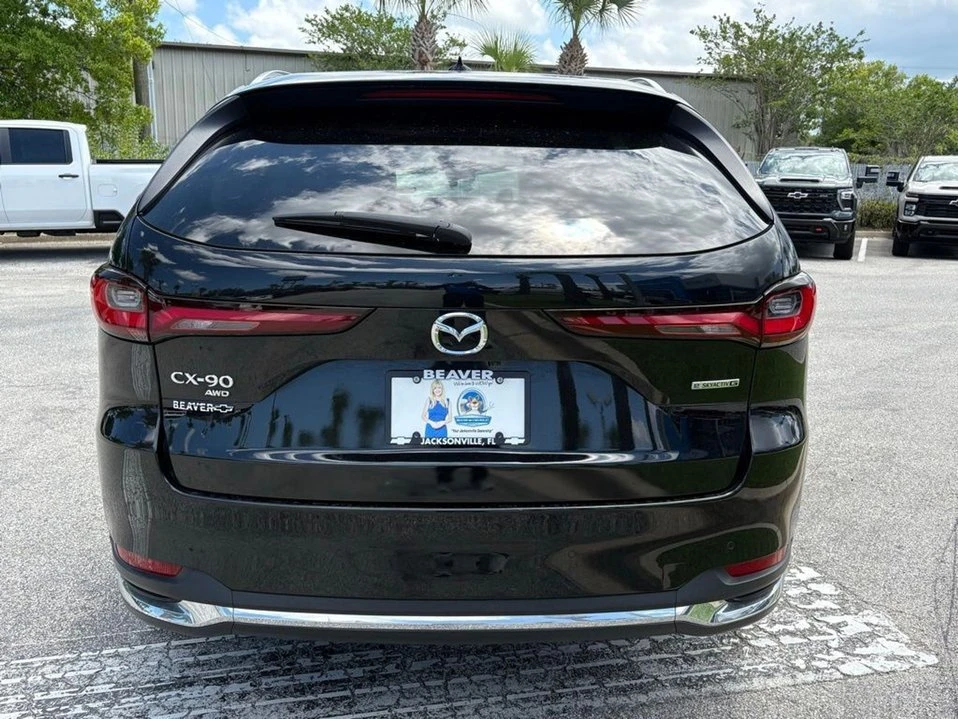 2025 Mazda CX-90 - Image 3 of 11