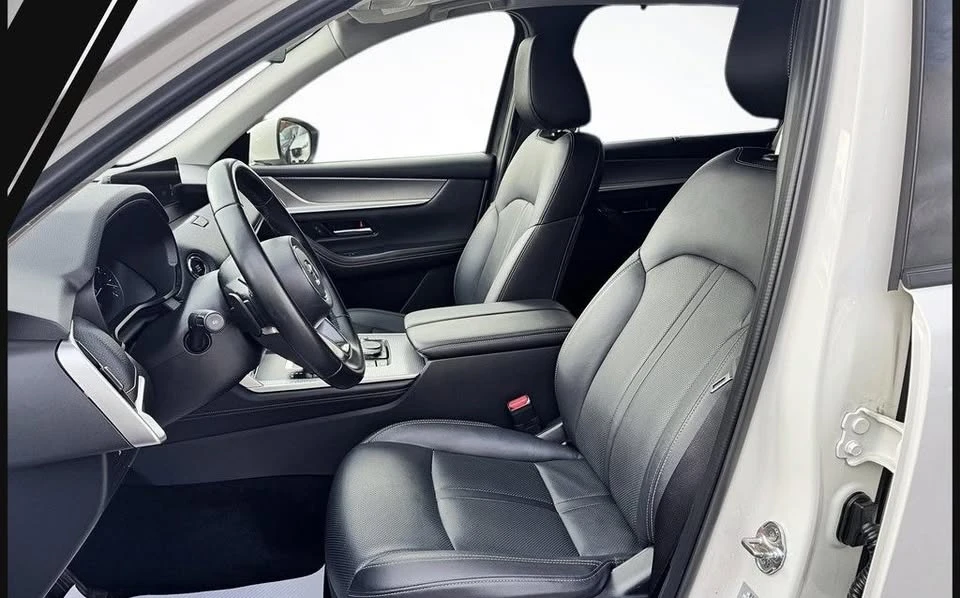 2025 Mazda CX-90 - Image 11 of 20