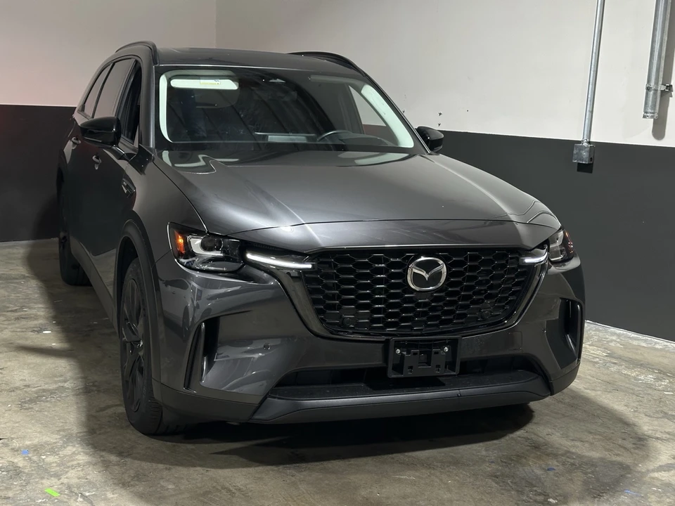 2025 Mazda CX-90 - Image 2 of 9