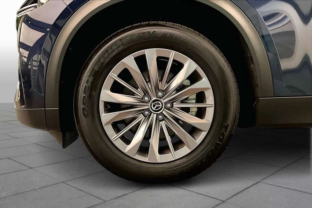 2025 Mazda CX-90 - Image 11 of 12