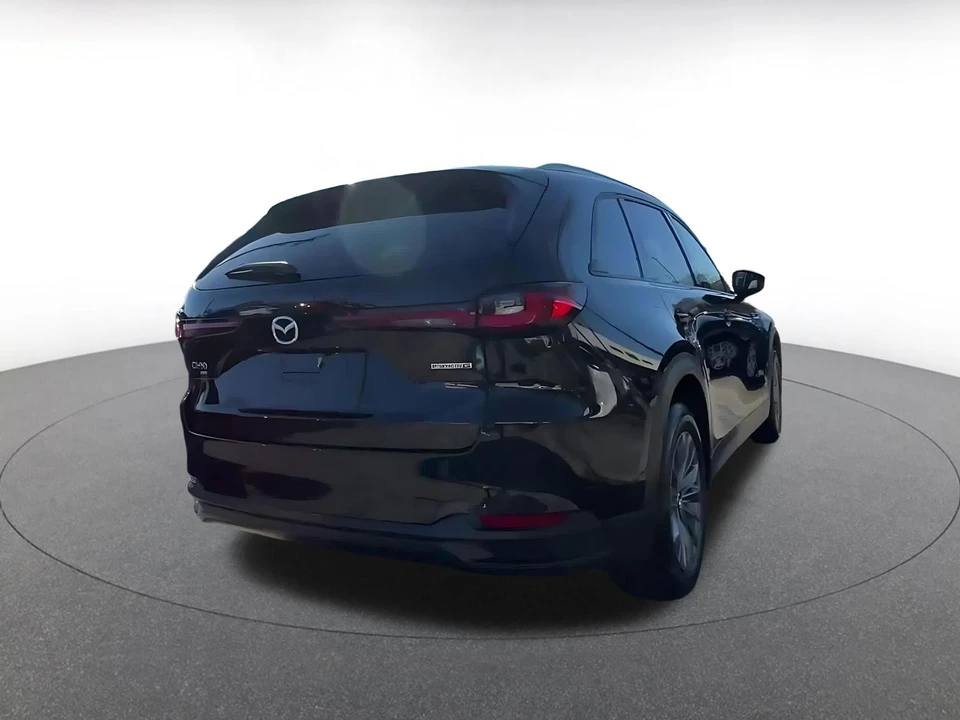2025 Mazda CX-90 - Image 11 of 31
