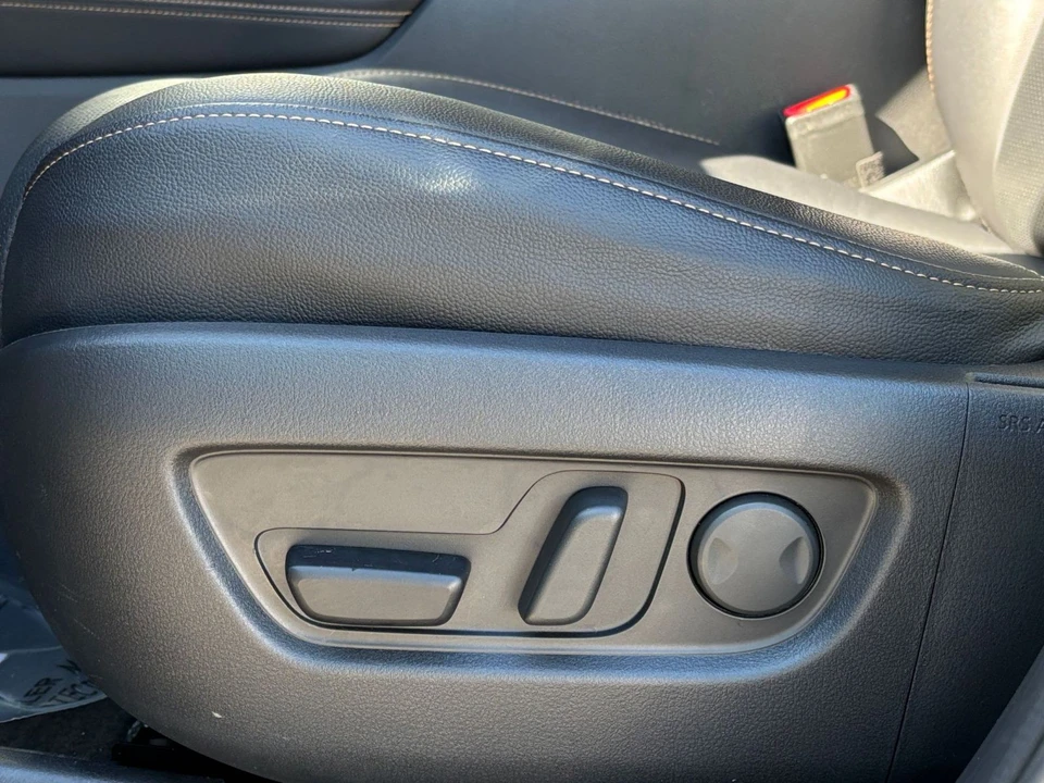 2025 Mazda CX-90 - Image 19 of 31