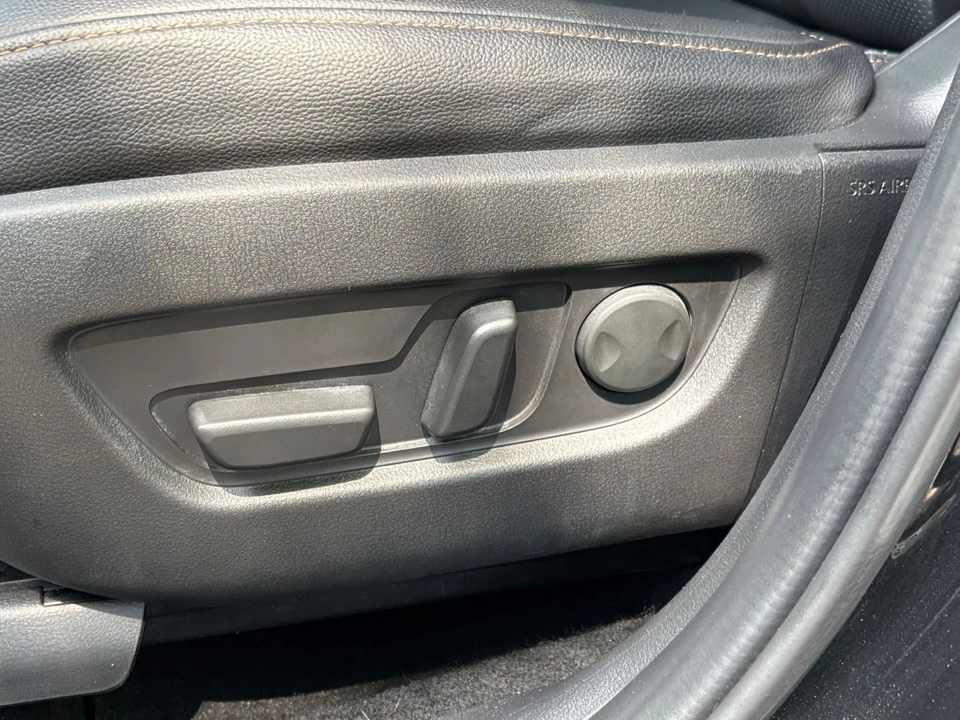 2025 Mazda CX-90 - Image 21 of 31