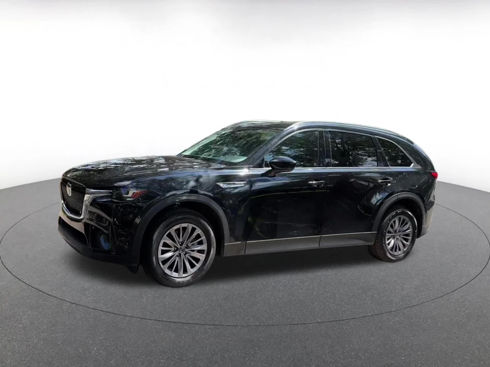 2025 Mazda CX-90 - Image 7 of 31