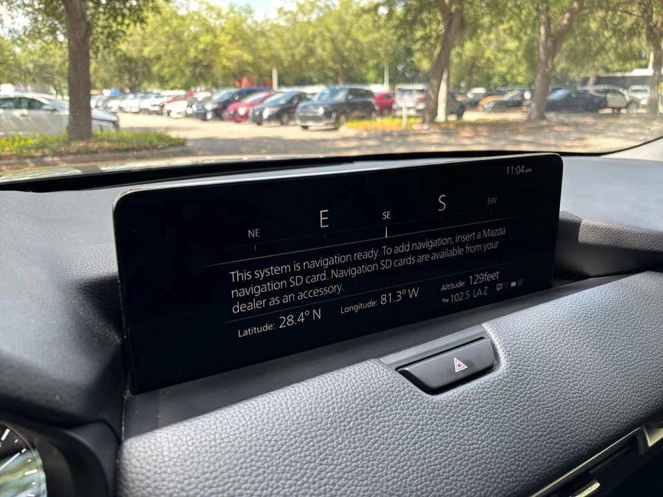 2025 Mazda CX-90 - Image 18 of 31