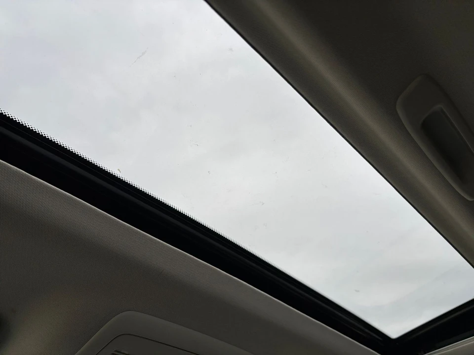 2025 Mazda CX-90 - Image 25 of 31