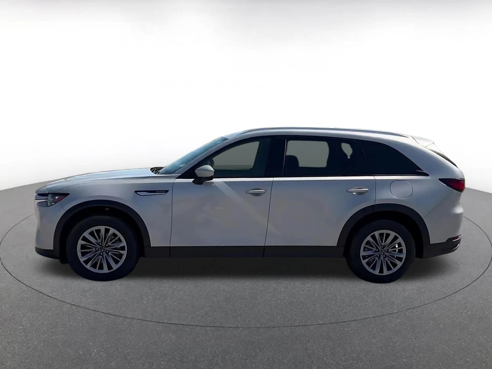 2025 Mazda CX-90 - Image 7 of 31