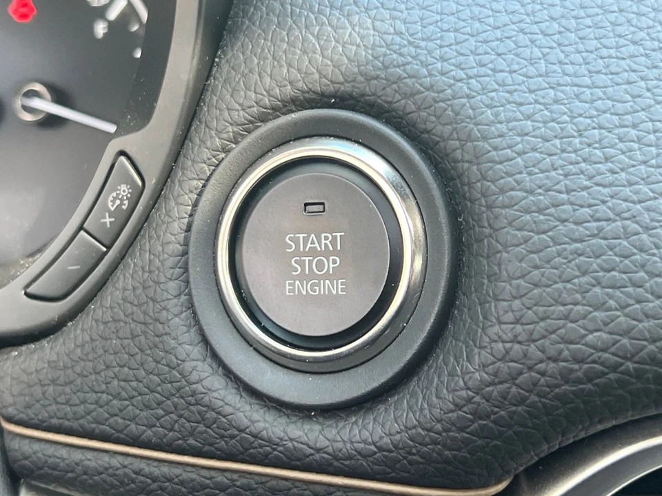 2025 Mazda CX-90 - Image 23 of 31