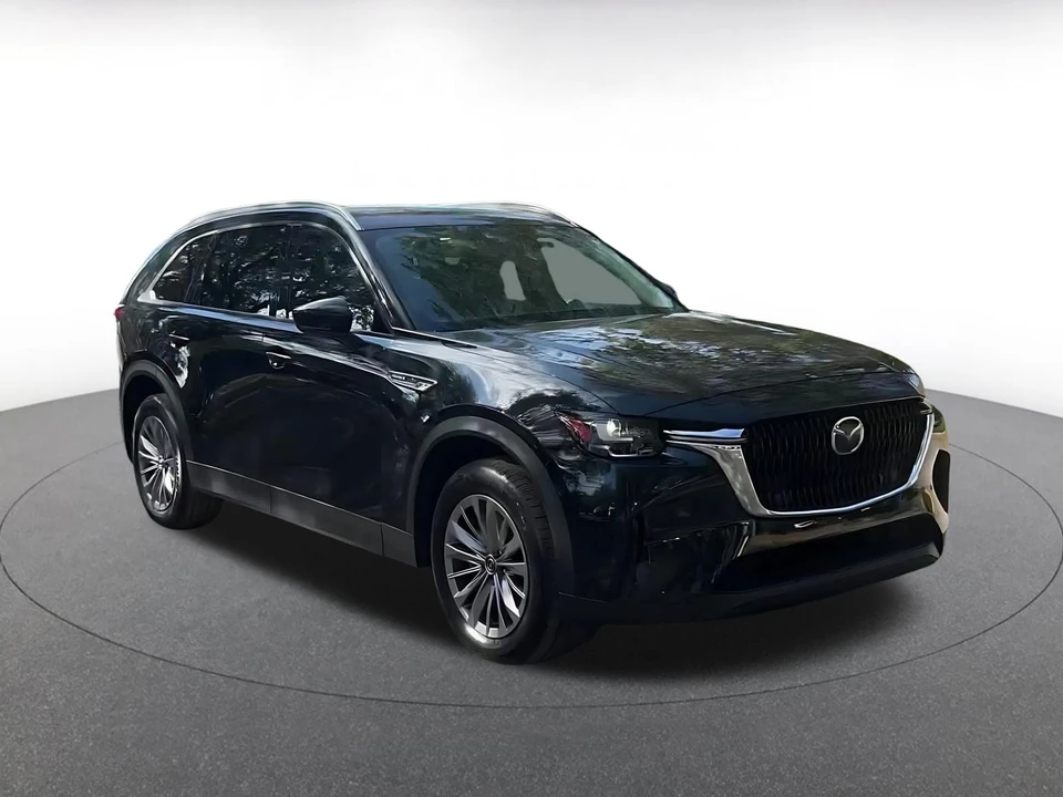 2025 Mazda CX-90 - Image 2 of 31