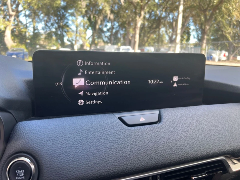 2025 Mazda CX-90 - Image 17 of 31