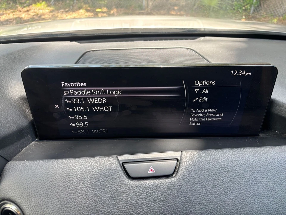 2025 Mazda CX-90 - Image 19 of 31