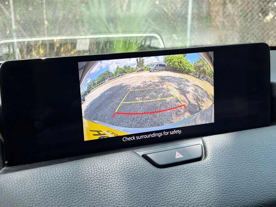 2025 Mazda CX-90 - Image 24 of 31