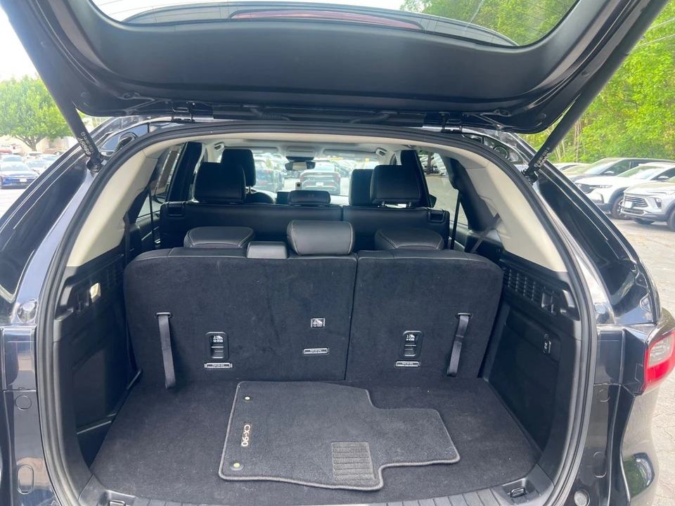 2025 Mazda CX-90 - Image 26 of 31