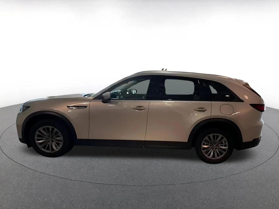 2025 Mazda CX-90 - Image 9 of 31