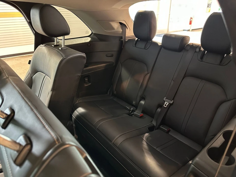 2025 Mazda CX-90 - Image 28 of 31