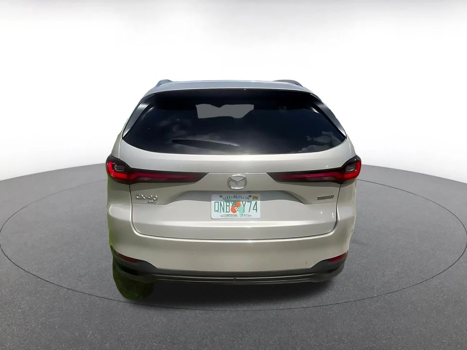 2025 Mazda CX-90 - Image 14 of 31