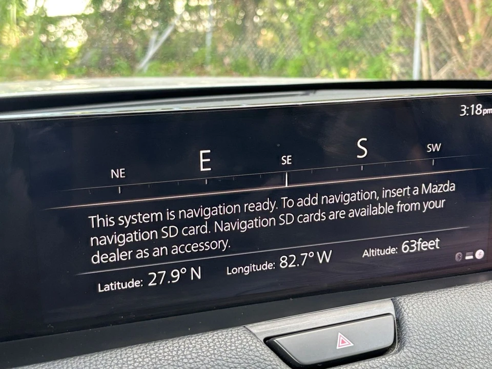 2025 Mazda CX-90 - Image 21 of 31