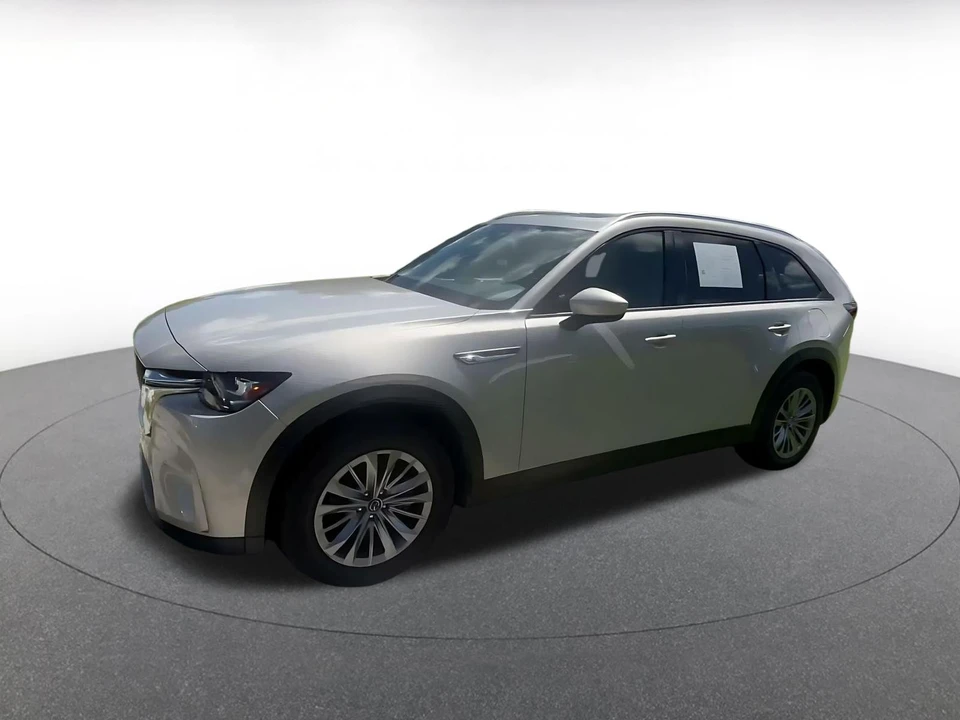 2025 Mazda CX-90 - Image 8 of 31