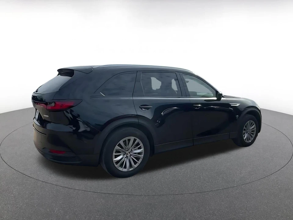 2025 Mazda CX-90 - Image 12 of 31