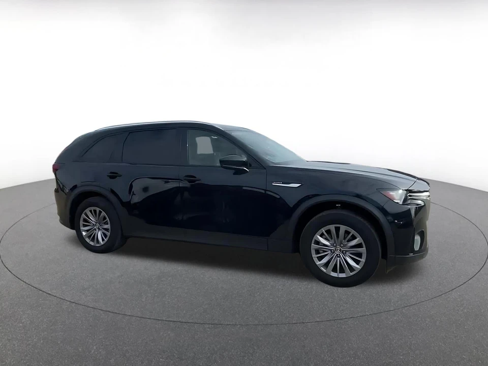 2025 Mazda CX-90 - Image 2 of 31