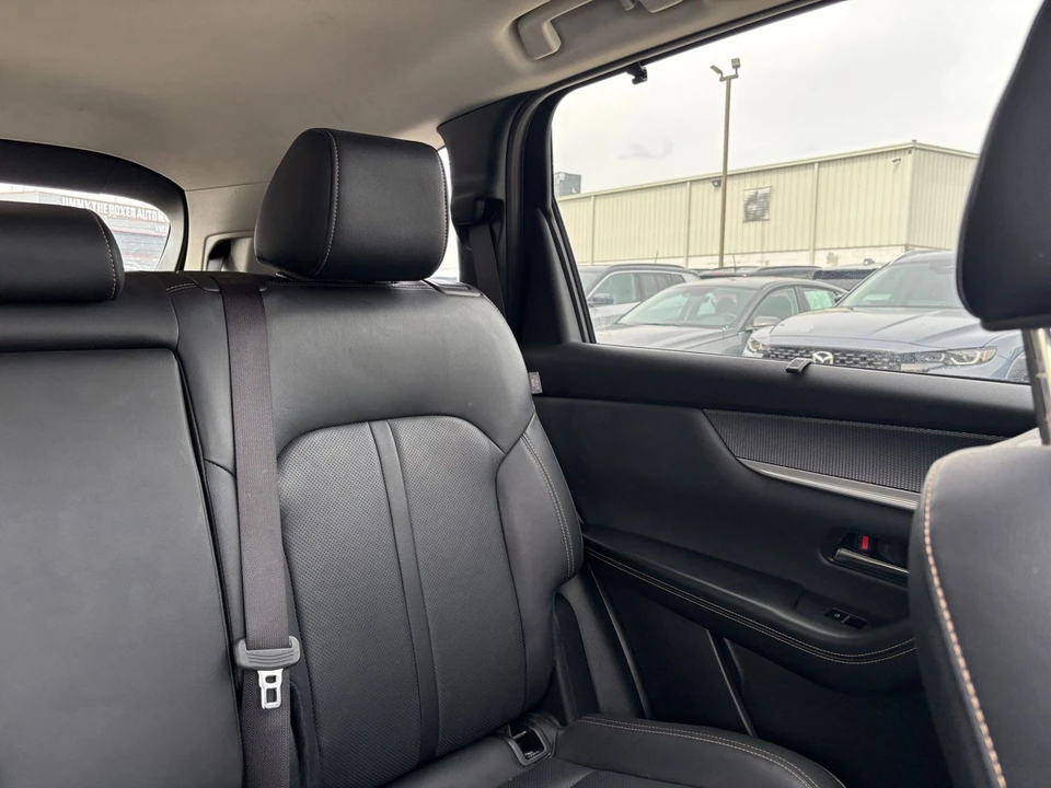 2025 Mazda CX-90 - Image 27 of 31