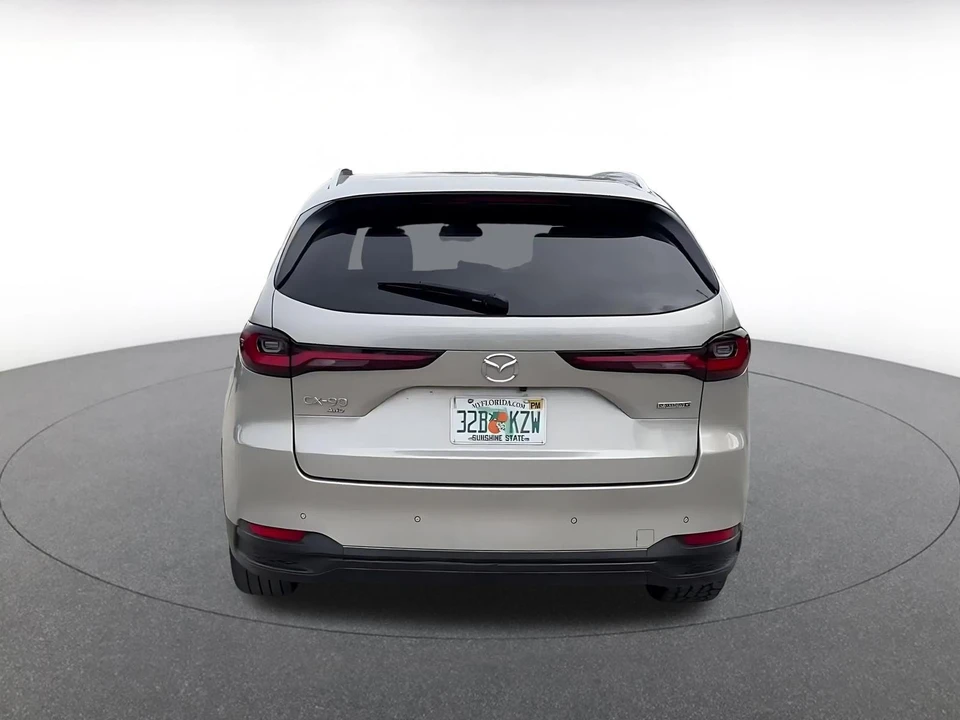 2025 Mazda CX-90 - Image 10 of 31