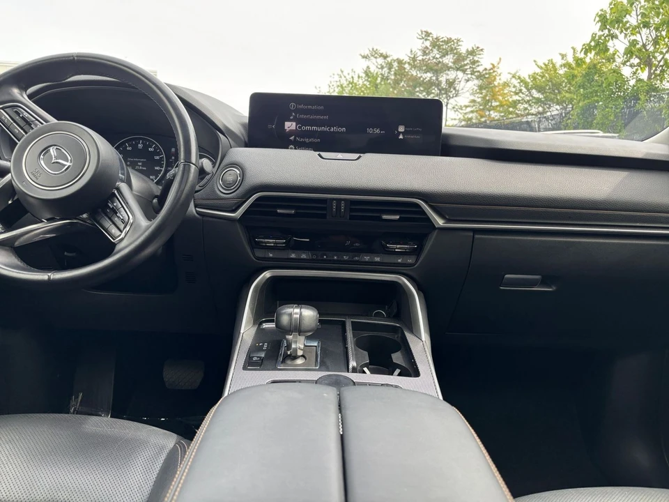 2025 Mazda CX-90 - Image 14 of 31