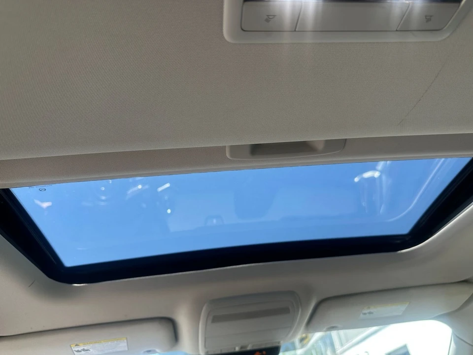 2025 Mazda CX-90 - Image 19 of 31