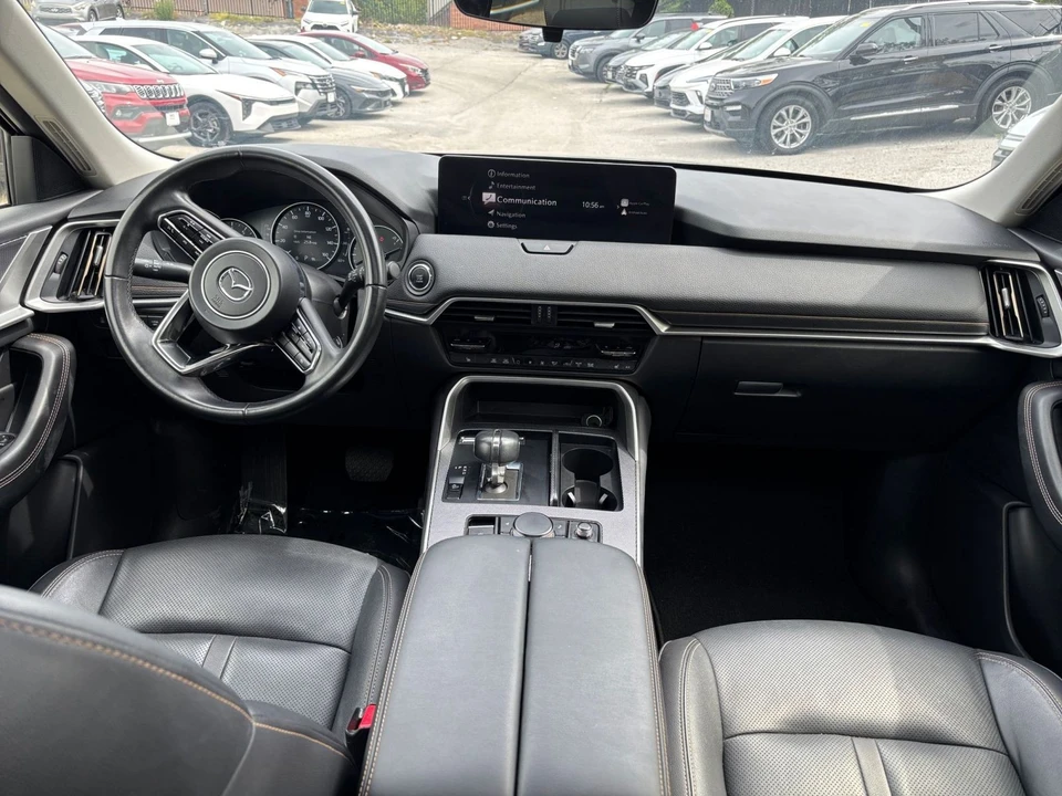 2025 Mazda CX-90 - Image 25 of 31