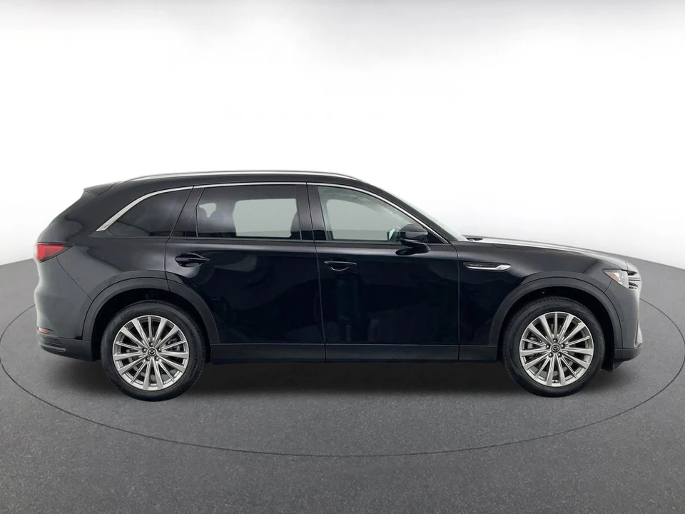 2025 Mazda CX-90 - Image 9 of 18