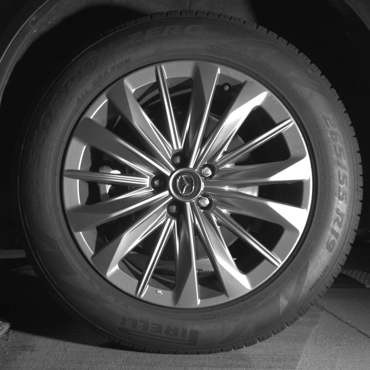 2025 Mazda CX-90 - Image 16 of 18