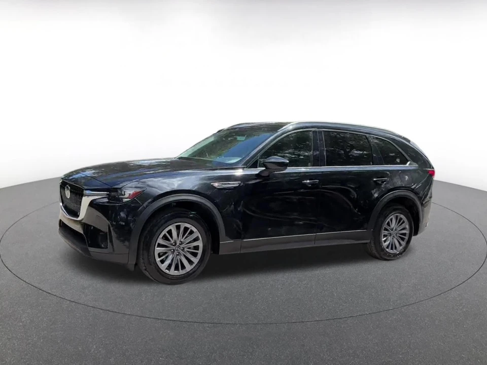 2025 Mazda CX-90 - Image 9 of 31