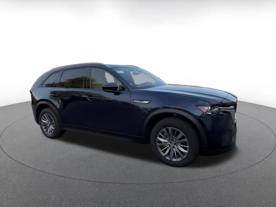 2025 Mazda CX-90 - Image 2 of 31
