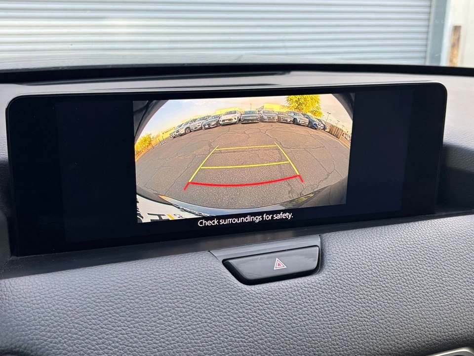 2025 Mazda CX-90 - Image 23 of 31