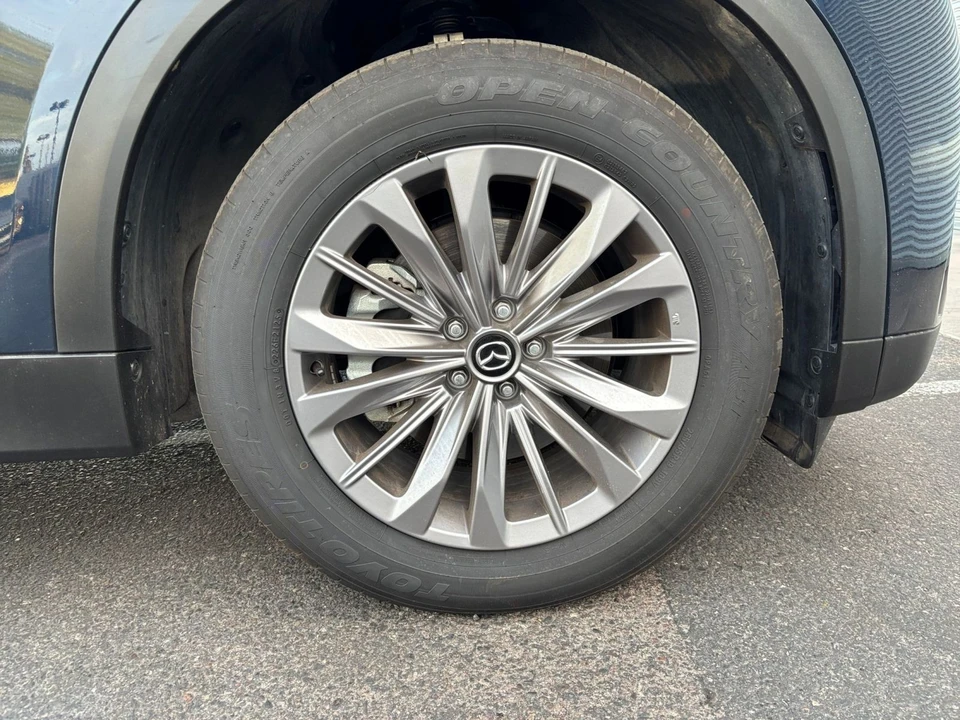 2025 Mazda CX-90 - Image 30 of 31