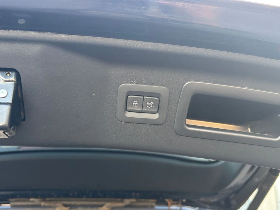 2025 Mazda CX-90 - Image 21 of 31