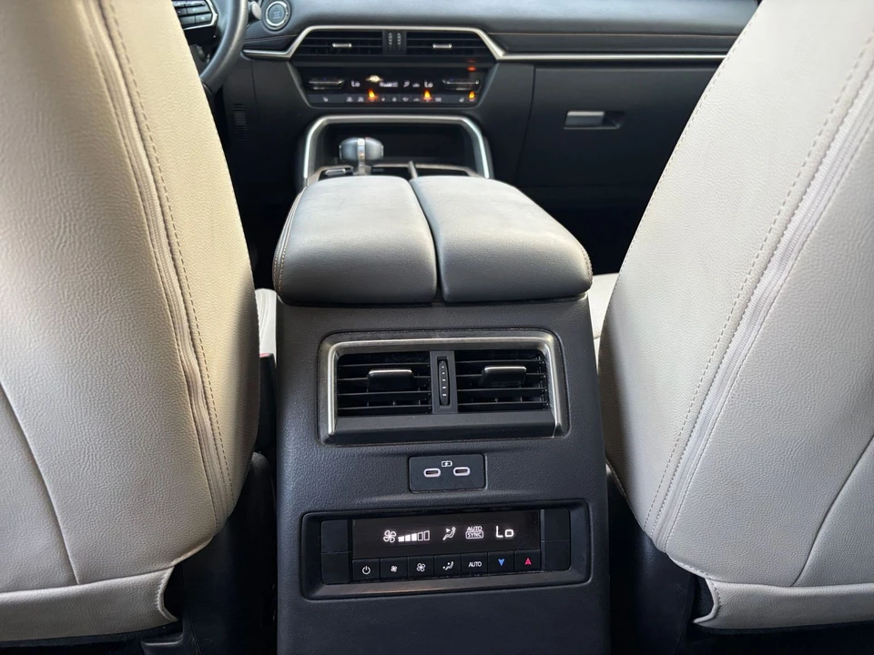 2025 Mazda CX-90 - Image 22 of 31