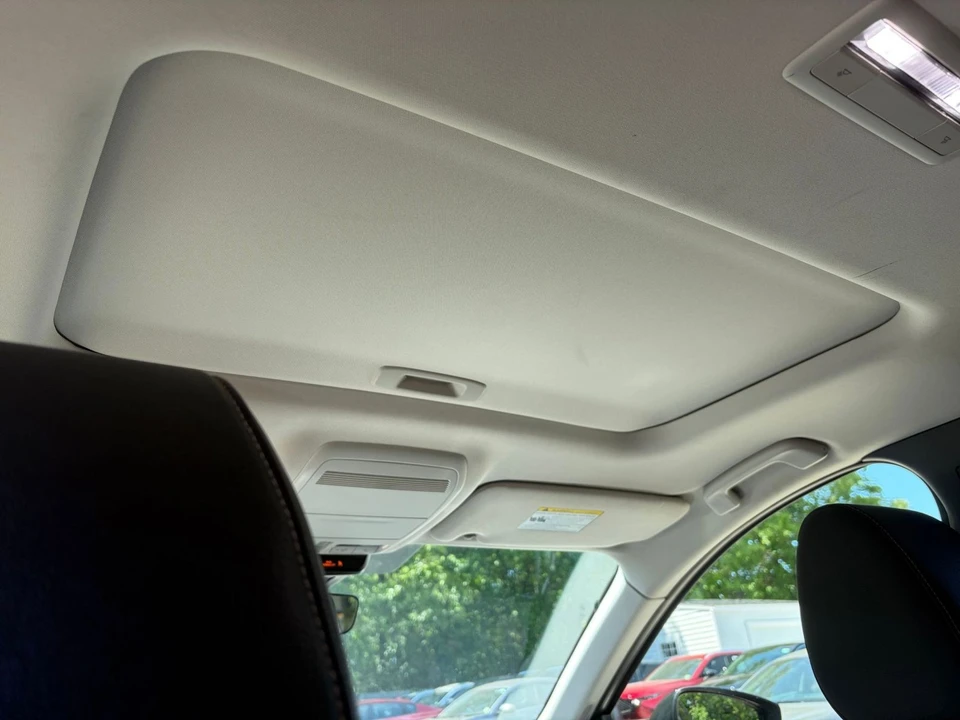 2025 Mazda CX-90 - Image 28 of 31