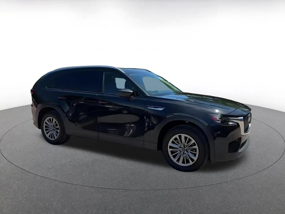 2025 Mazda CX-90 - Image 2 of 31