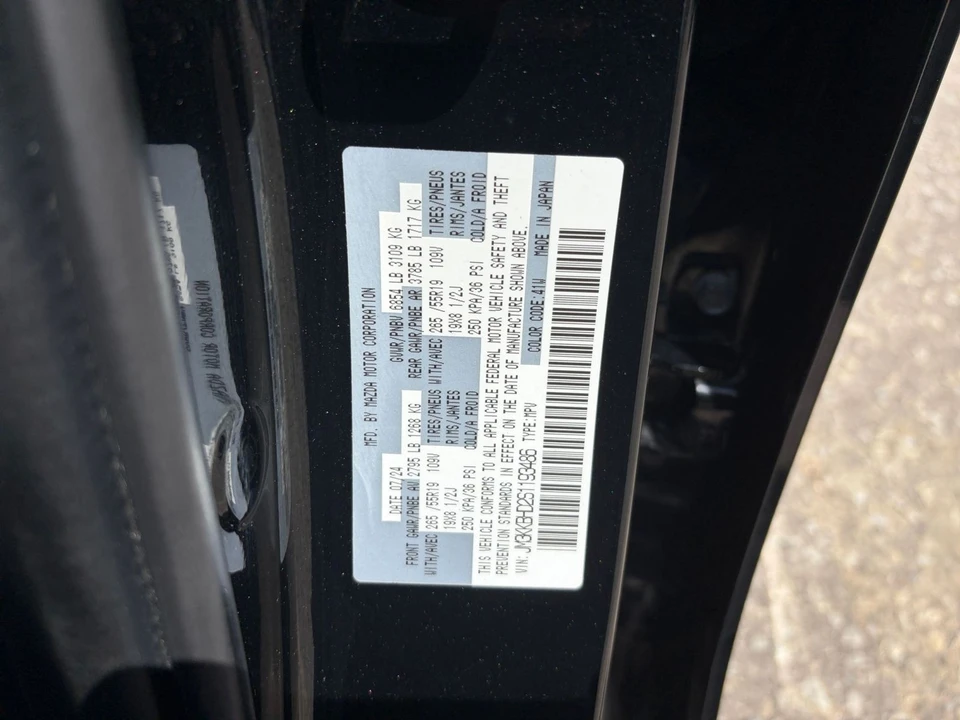 2025 Mazda CX-90 - Image 30 of 31