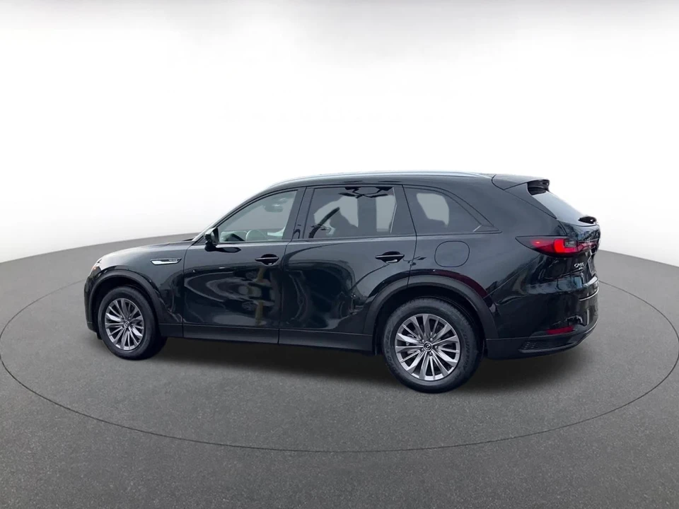 2025 Mazda CX-90 - Image 7 of 31