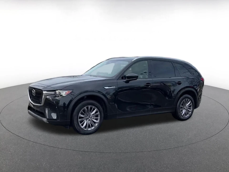 2025 Mazda CX-90 - Image 5 of 31