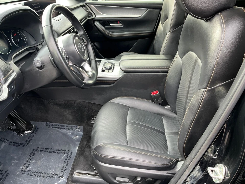 2025 Mazda CX-90 - Image 19 of 31