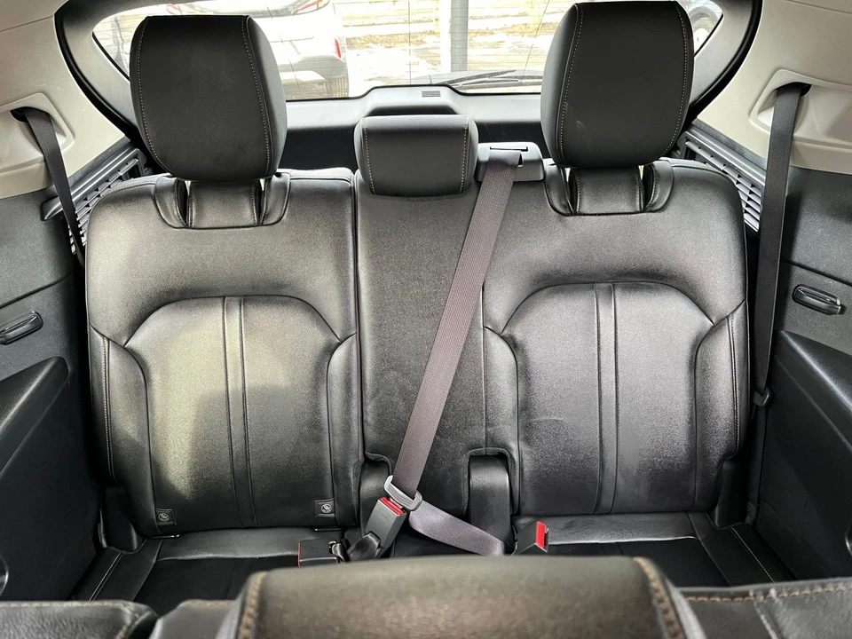 2025 Mazda CX-90 - Image 21 of 31