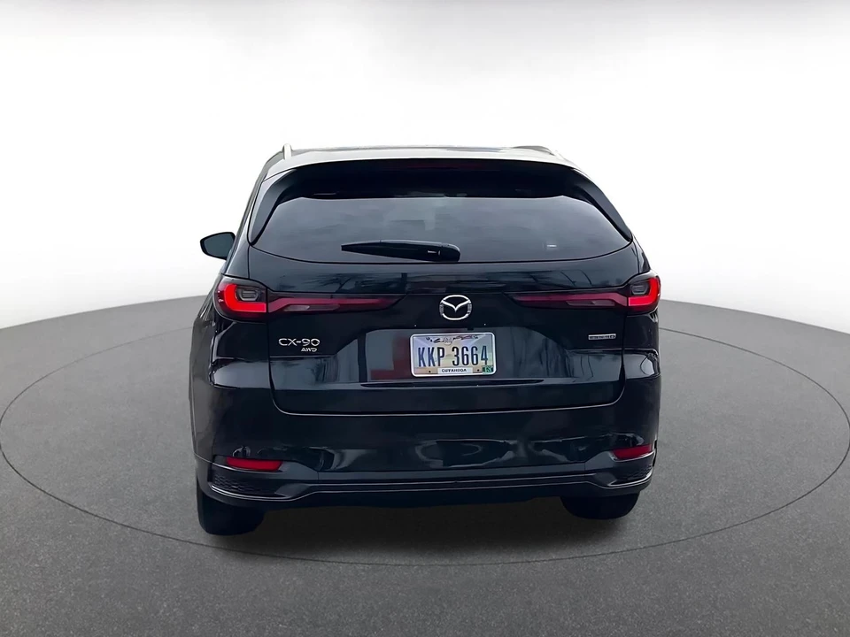 2025 Mazda CX-90 - Image 9 of 31
